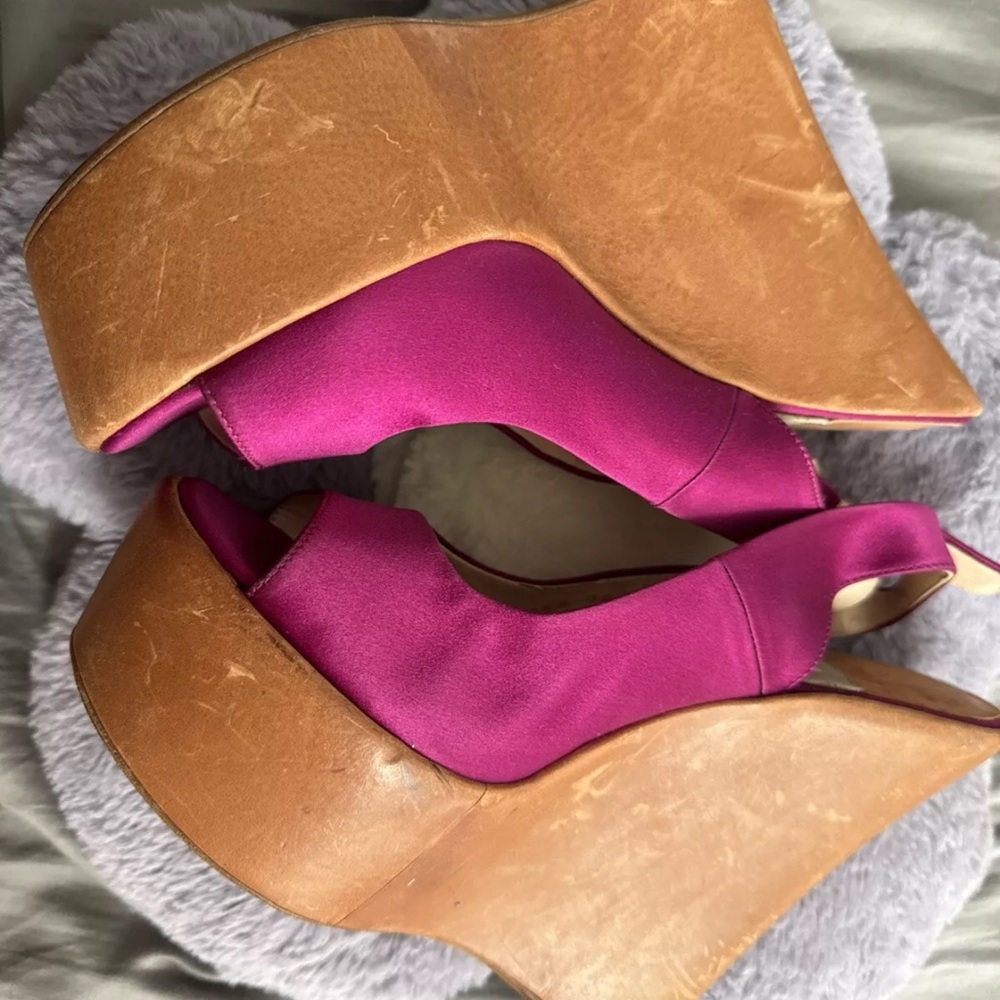 Women's Purple Heels size 8 - Picture 2 of 7